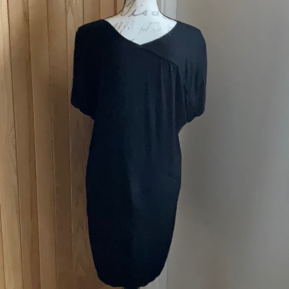 NWOT Beautiful Black Rayon Dress By Félicité. Size 2. - Picture 4 of 13